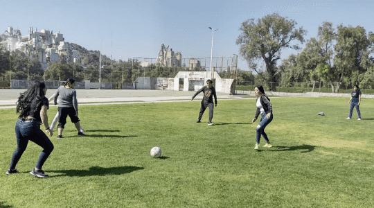 Acerca de Nosotros 3 actividades monitor nutricional futbol 2